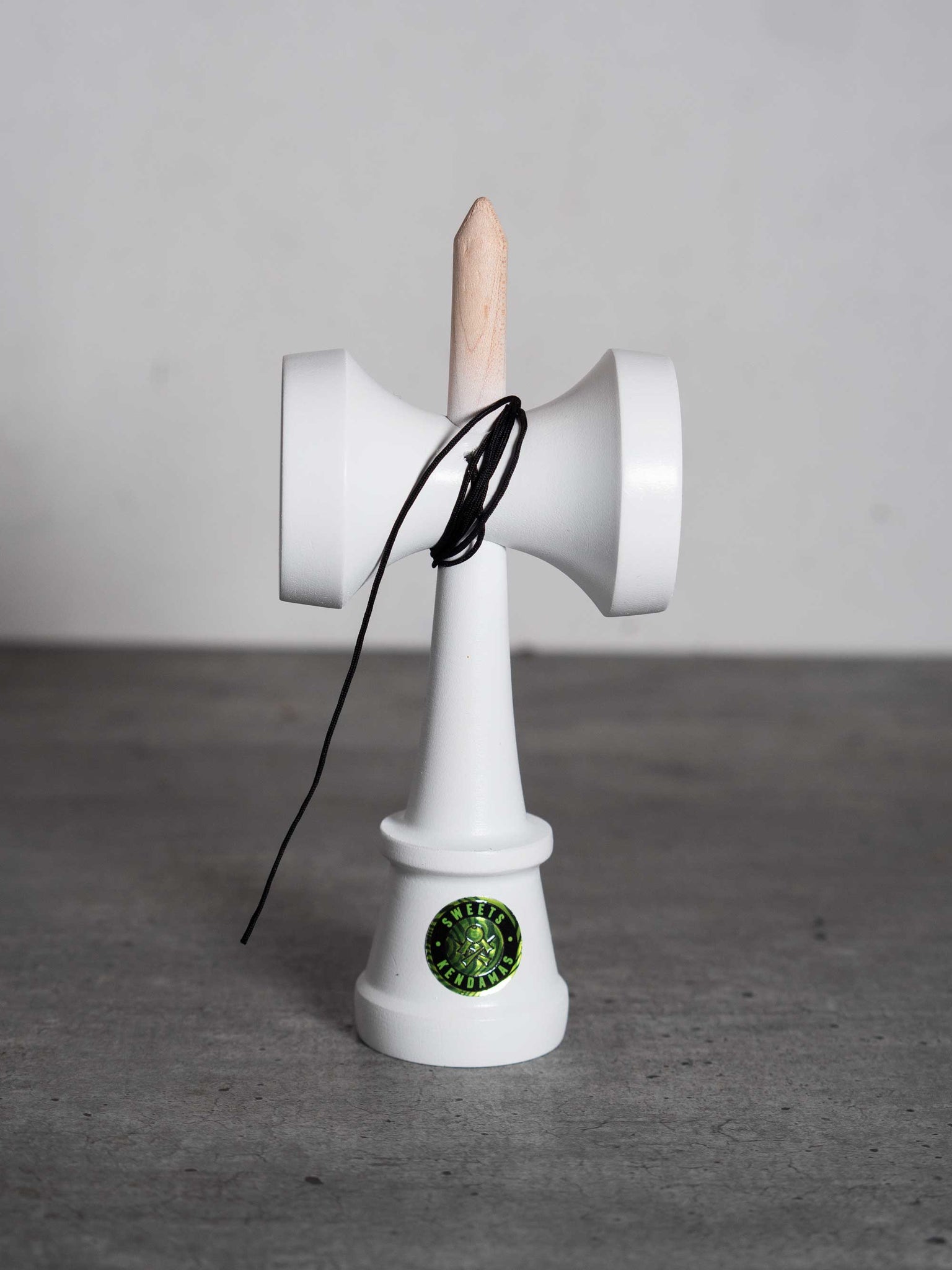 Kendama Crackle Blanc - Jouet D'adresse En Bois, Boule 6 Cm, à Partir De 6 Ans